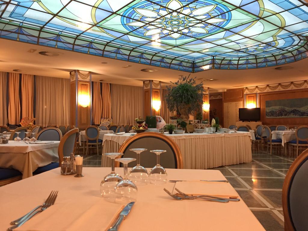 Montesilvano Marina Hotel Promenade מראה חיצוני תמונה